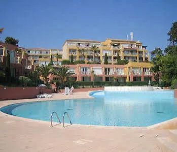 Lejlighedshotel Adonis Horizon Bleu 2*